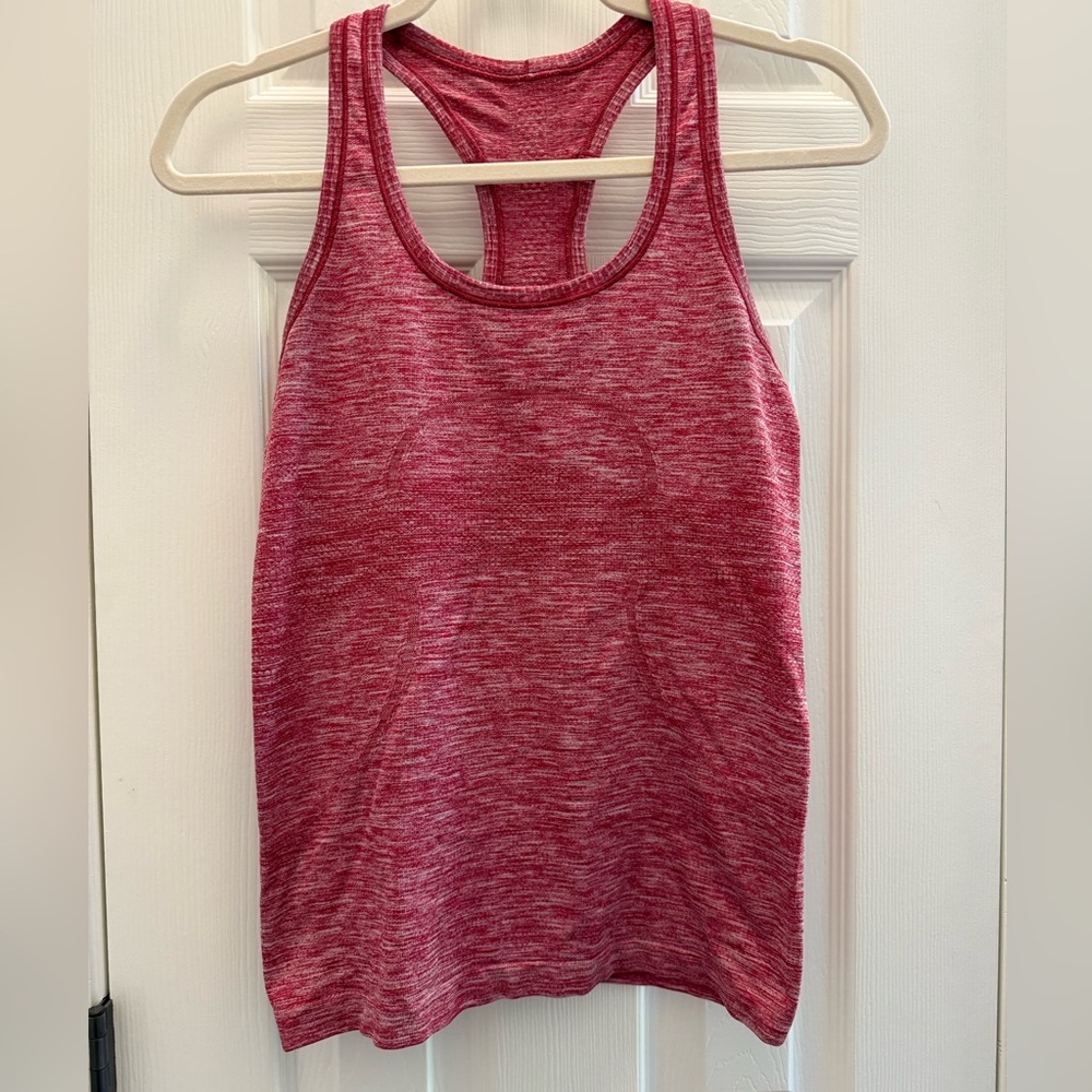 Lululemon Swiftly Tech Tank size 6.